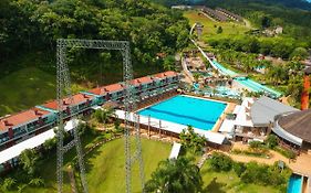 Parque Aquático Cascanéia